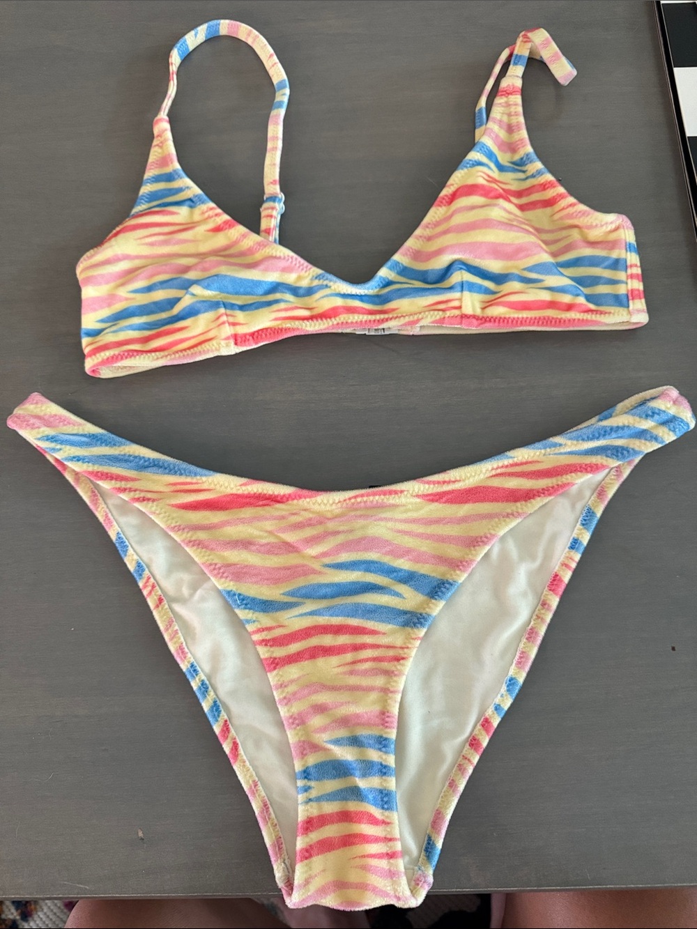 triangl swimwear Girls' Yellow, Pink & Blue Wave-Print Bikini